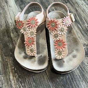 Size 10 girls sandals